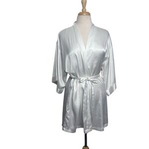 Victoria's Secret Satin Bridal Robe White‎ Kimono Sleeve Lingerie Minimalist
